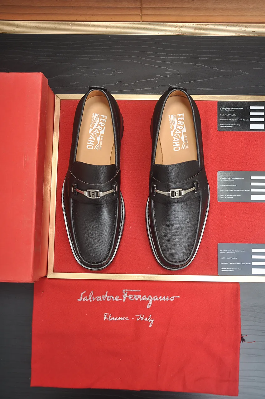 Men's shoes 💰500💶[Ferragamo/Ferragamo] The latest model in the counter. Original imported high-quality cowhide with open edges + imported 🐂 water-dyed cowhide lining + original luxury metal buckle + original combined outsole. Comparison without pressure 38--45 (45 is custom-made and cannot be returned or exchanged)